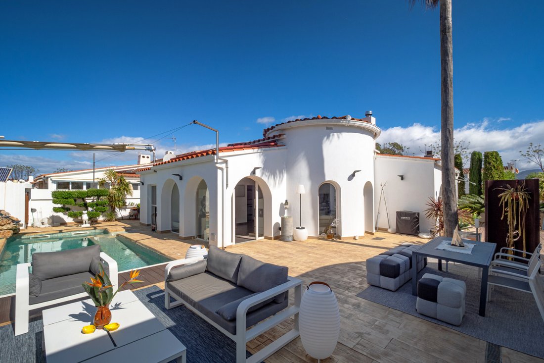 House in Empuriabrava, Catalonia, Spain 2 - 15715026