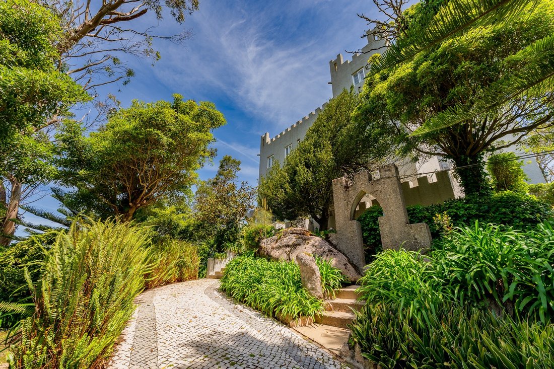 Sintra, Lisbon, Portugal 4 - 15722228