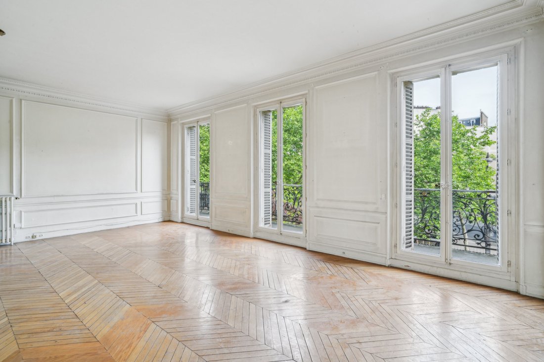 Apartment in Paris, Île-de-France, France 2 - 15716402