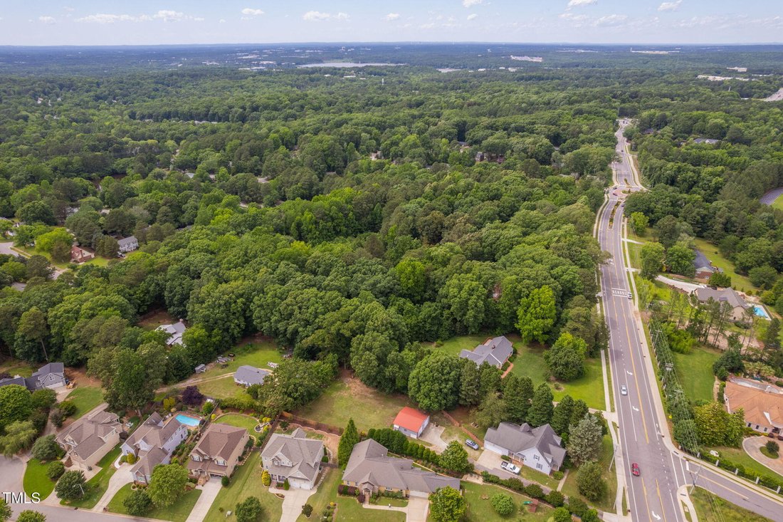Land in Cary, North Carolina, United States 4 - 15717551