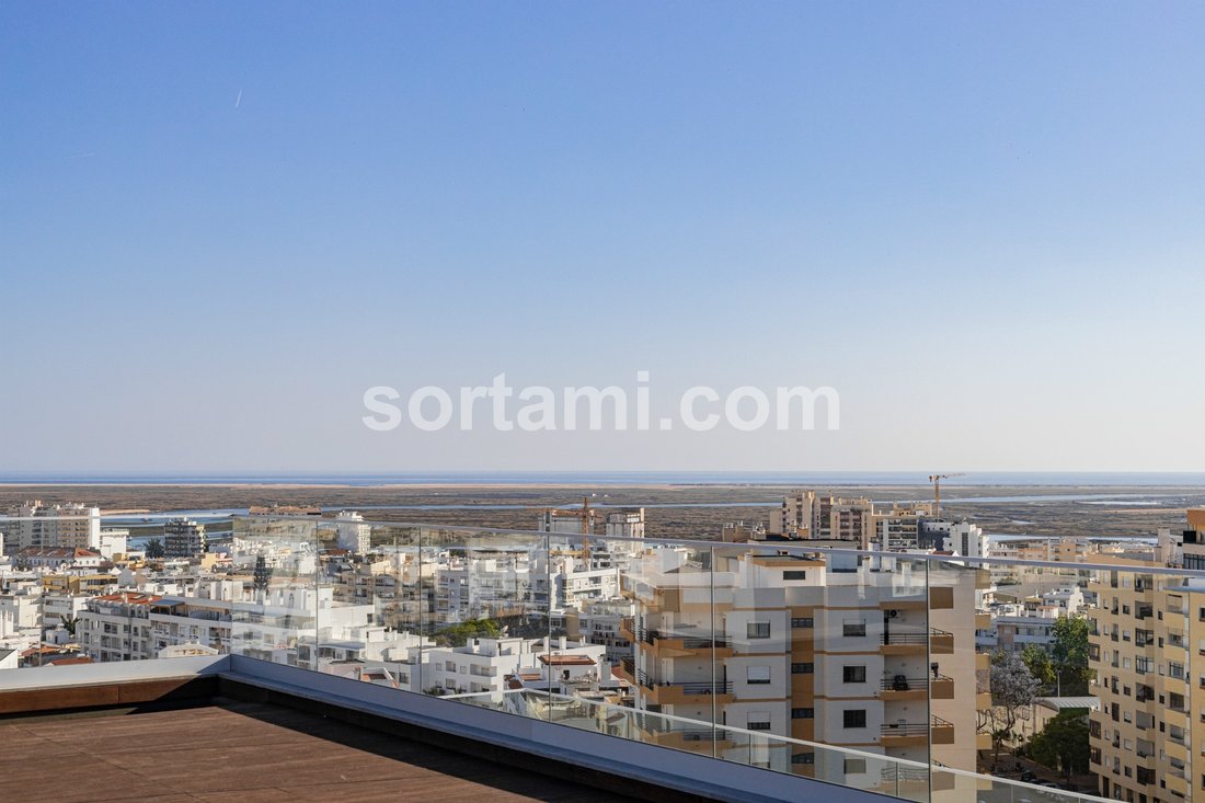 Apartment in Faro (Se e Sao Pedro), Algarve, Portugal 1 - 15716669