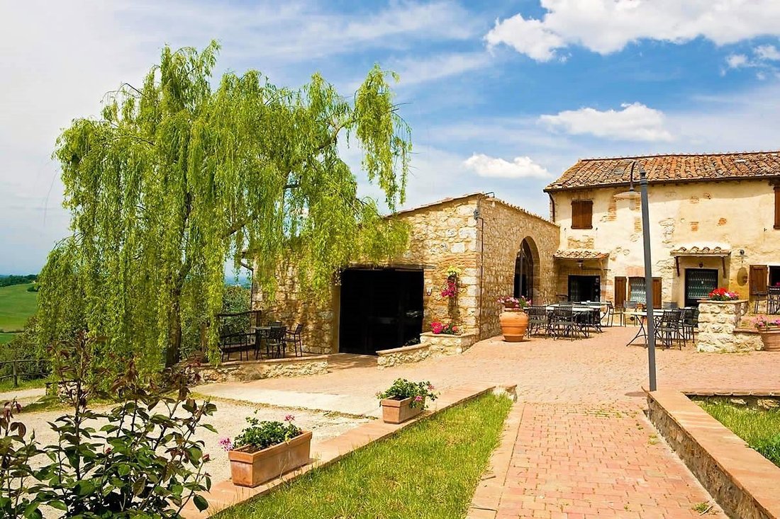 Farm Ranch in Monteriggioni, Tuscany, Italy 1 - 15716389