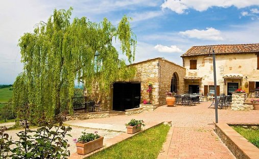Farm Ranch in Monteriggioni, Tuscany, Italy 1