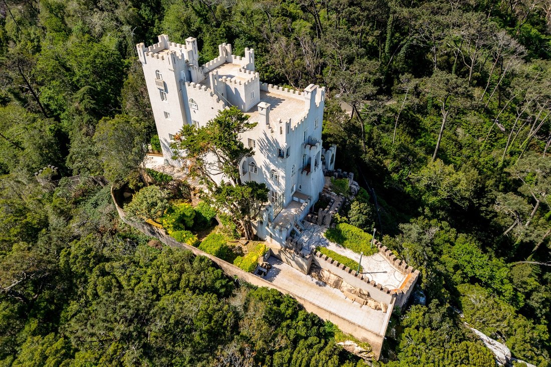 Sintra, Lisbon, Portugal 1 - 15722228