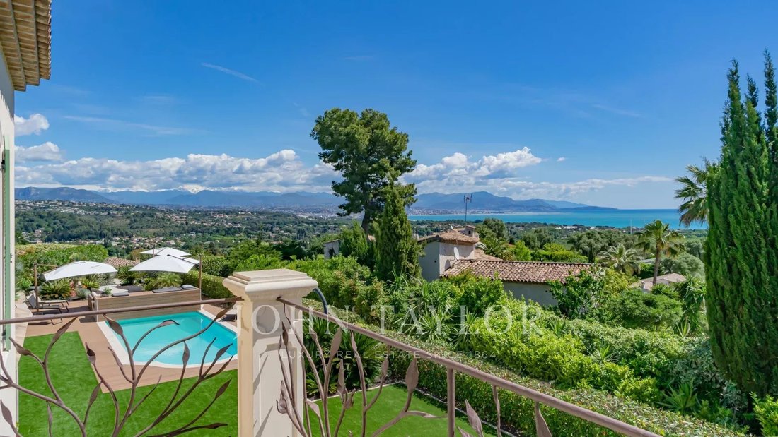 Villa in Les Cougoulins-Rastines, Antibes, France 2 - 15374622