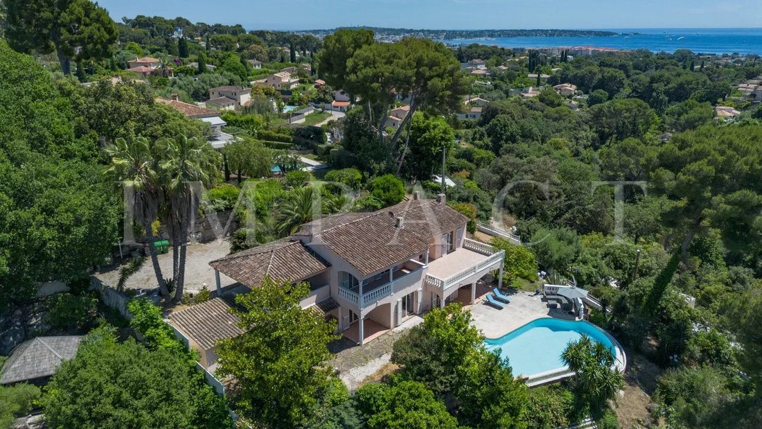 Villa in Brusquet-Retenaou-Devens, Vallauris, France 3 - 15723461