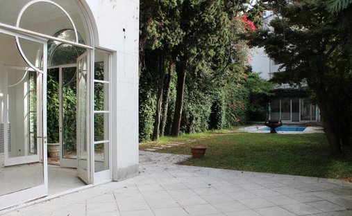 House in Buenos Aires, Buenos Aires, Argentina 1