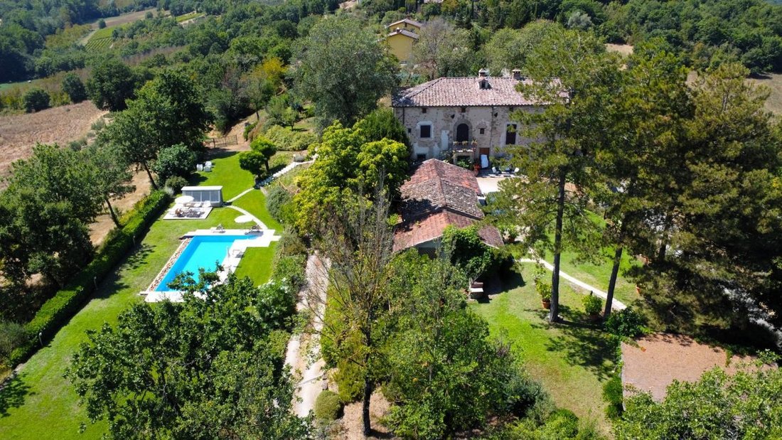 Farm Ranch in Monterchi, Tuscany, Italy 1 - 15716395