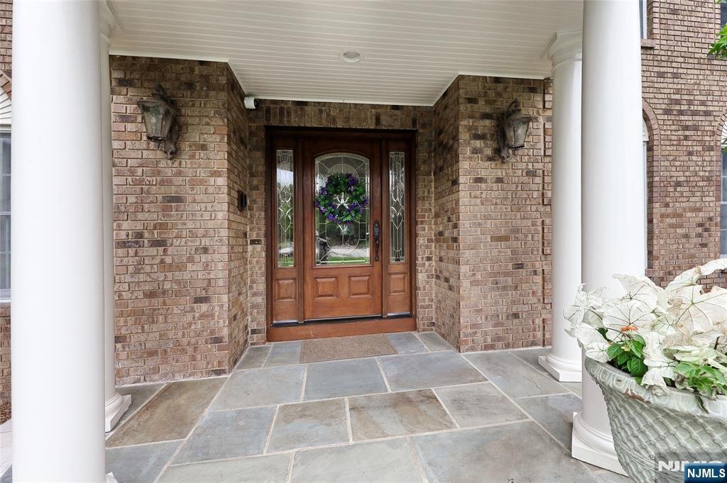 House in Franklin Lakes, New Jersey, United States 2 - 15715615