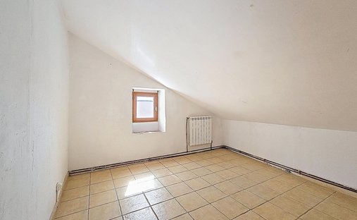 Castle for Sale in Lunas, Nouvelle-Aquitaine, France