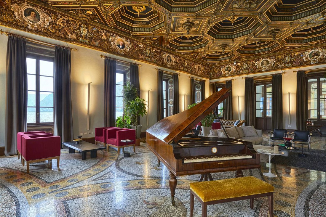 House in Como Borghi, Como, Lombardy 3 - 13137409