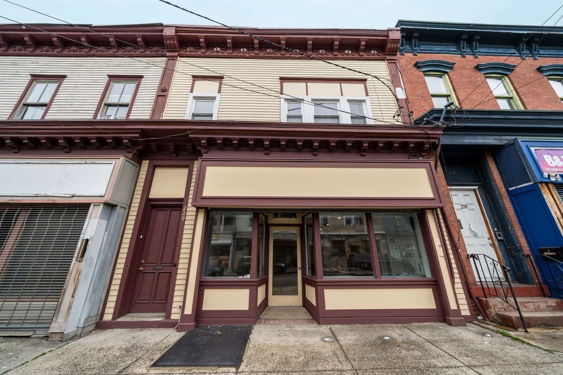 House in Jersey City, New Jersey, United States 1 - 15719671