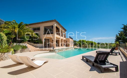 House in Les Adrets-de-l'Estérel, Provence-Alpes-Côte d'Azur, France 1