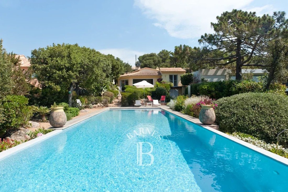 Villa in Lecci, Corsica, France 2 - 12952489