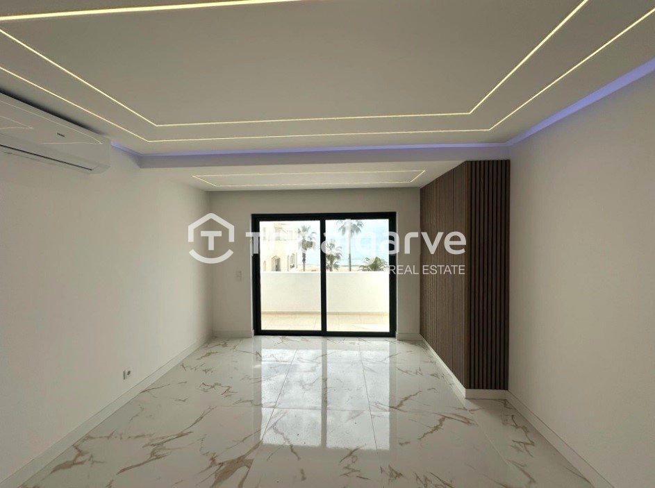 Apartment in Quarteira, Algarve, Portugal 2 - 15716566