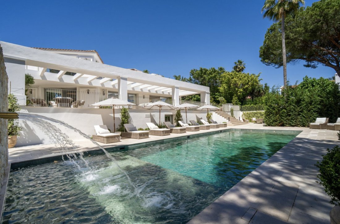 Villa in Marbella, Andalusia, Spain 1 - 15718390