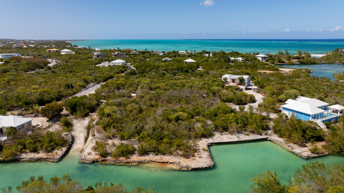 Terrain à Cooper Jack Bay Settlement, Caicos Islands, Îles Turks et Caïques 1 - 15472545