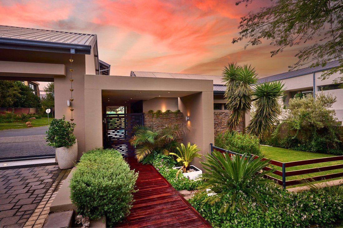 House in Midrand, Gauteng, South Africa 3 - 15714923