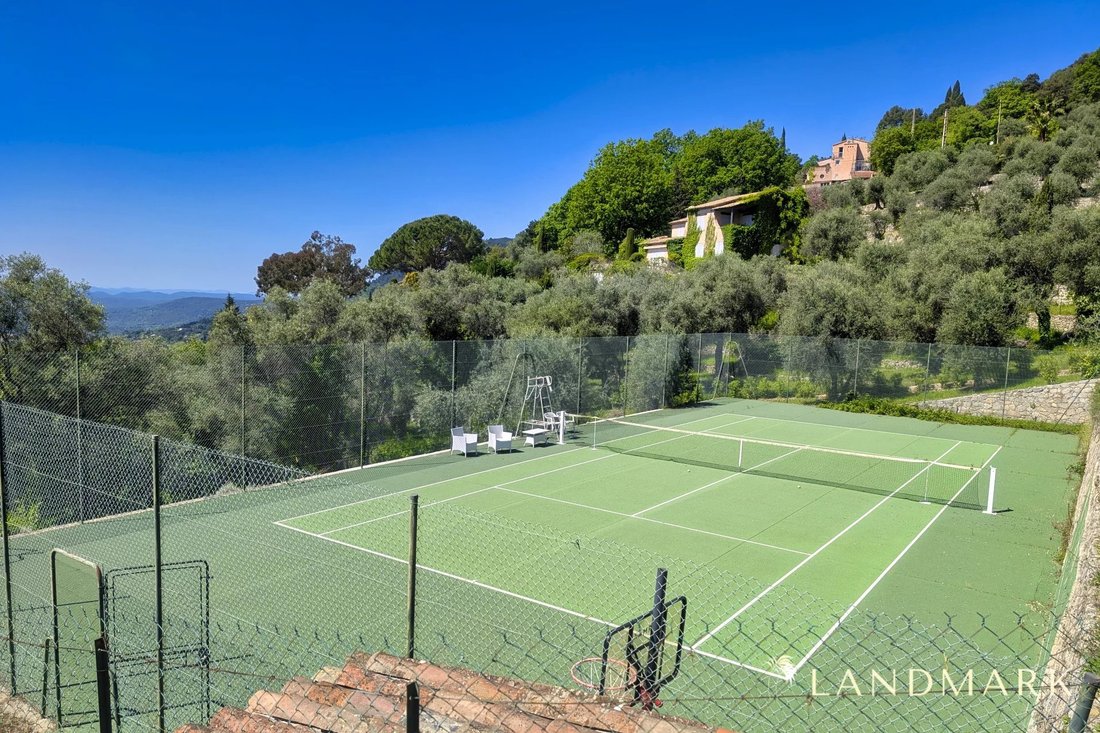 Estate in Cabris, Provence-Alpes-Côte d'Azur, France 4 - 15720263