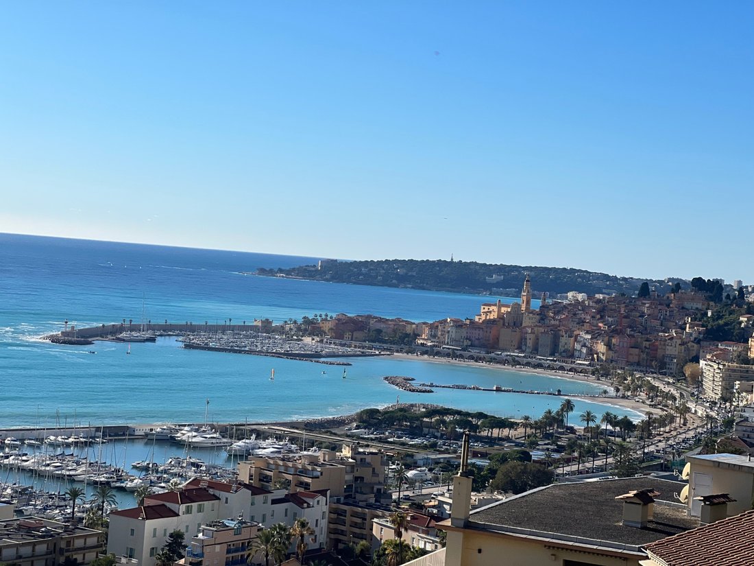 Villa in Menton, Provence-Alpes-Côte d'Azur, France 5 - 15723289