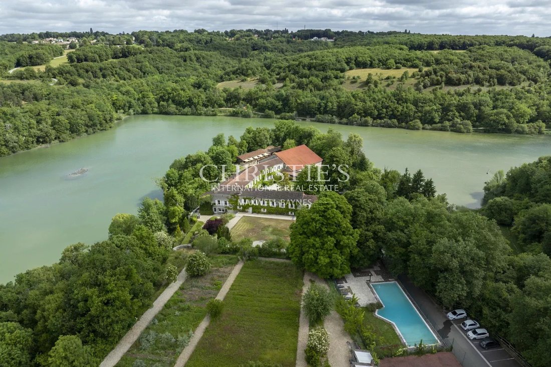 Estate in Saint Ausone-Saint Martin-Saint Gelais, Angoulême, France 3 - 15688276
