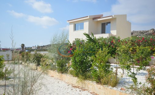 House in Peyia, Paphos, Cyprus 1