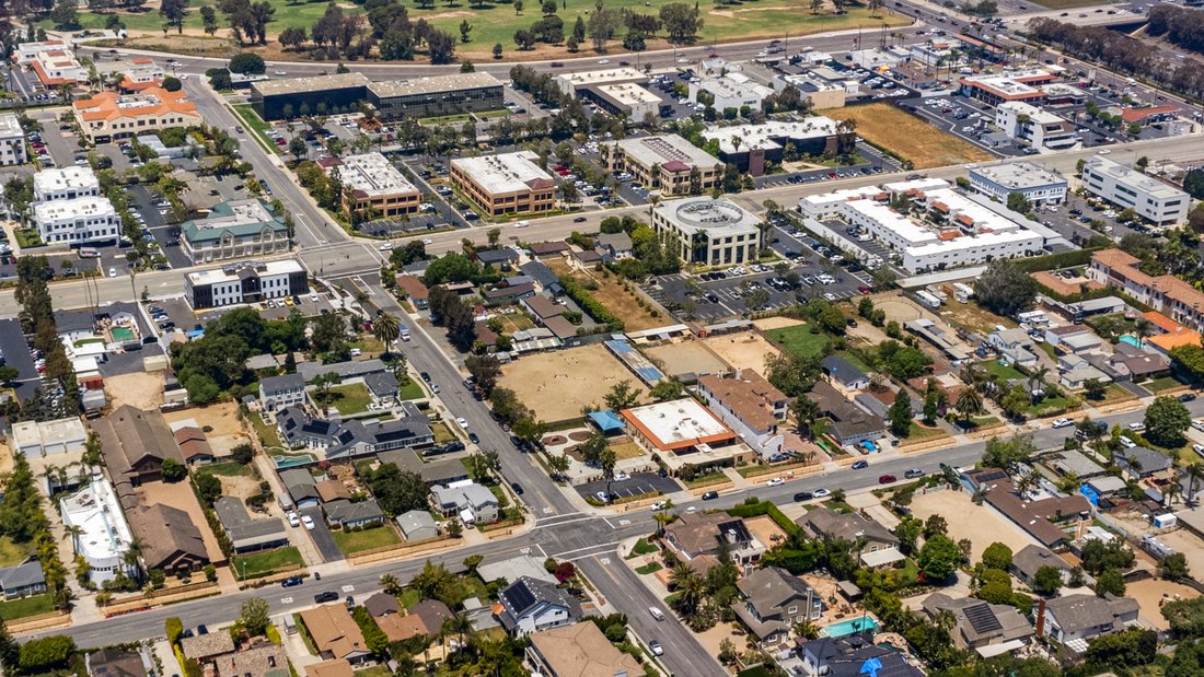 Land in Newport Beach, California, United States 1 - 15716415