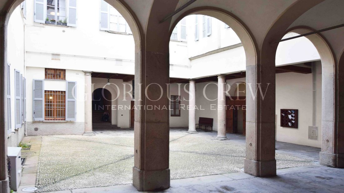 Apartment in Historic Center, Milan, Lombardy 1 - 15716845