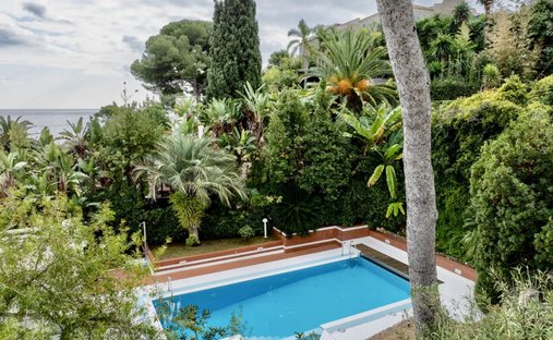 Villa in Cap Martin, Roquebrune-Cap-Martin, France 1