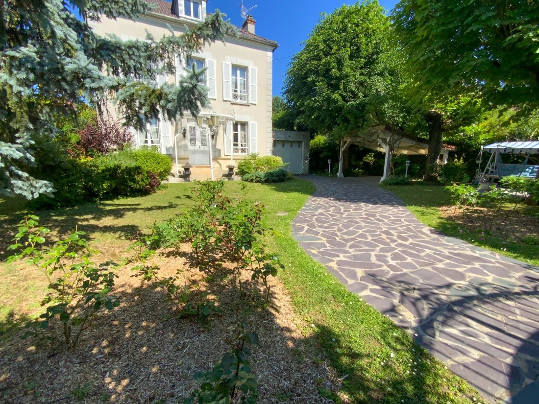 House in Thiellement, Le Raincy, France 1 - 15719065