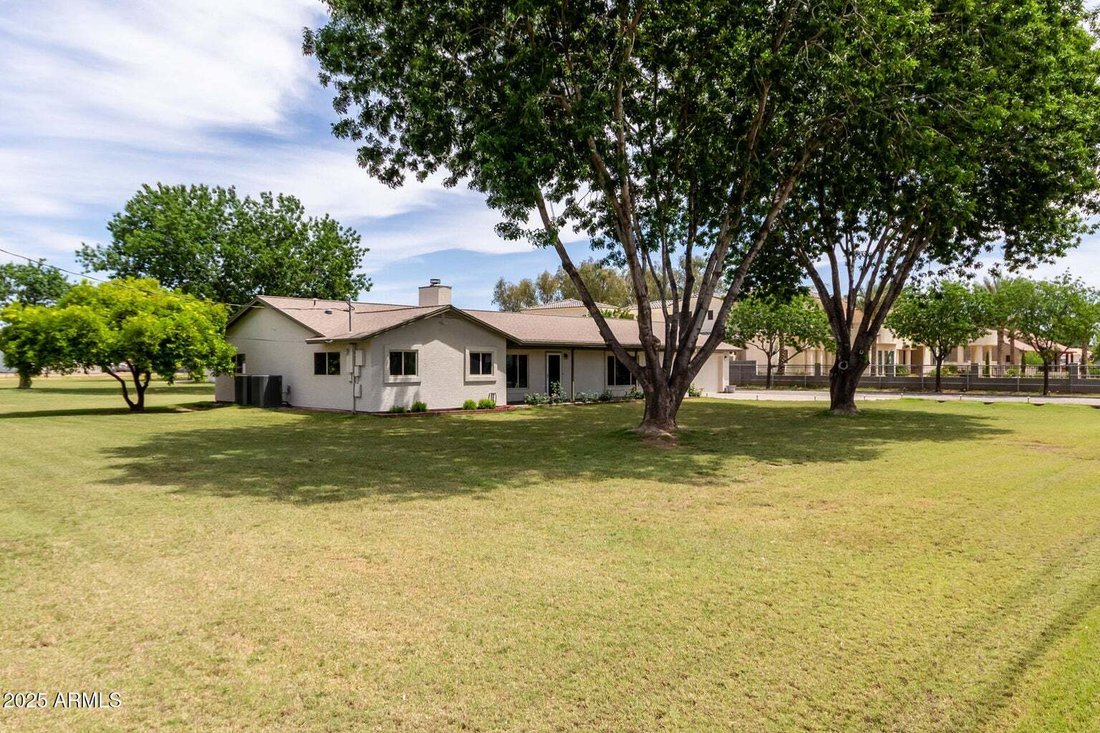 House in Chandler, Arizona, United States 2 - 15720732