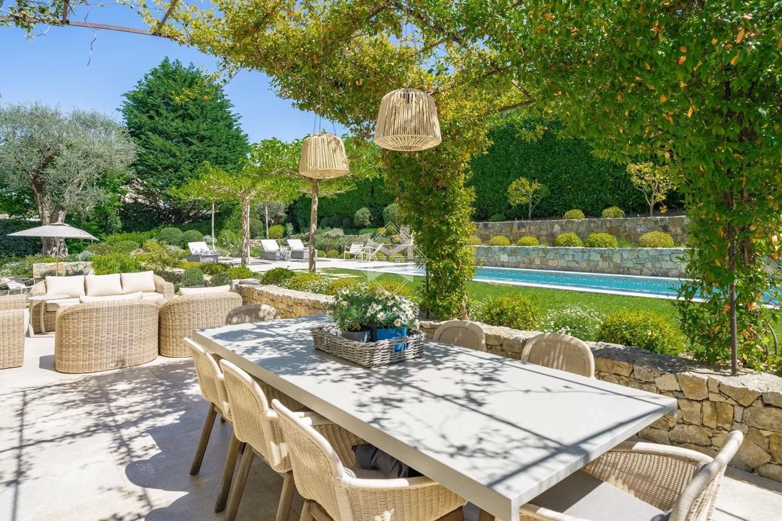 Villa in Valbonne, Provence-Alpes-Côte d'Azur, France 3 - 15715453