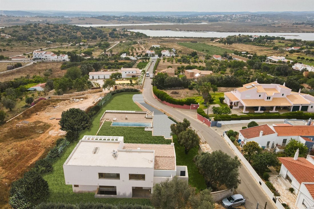 House in Alvor, Algarve, Portugal 2 - 13009803