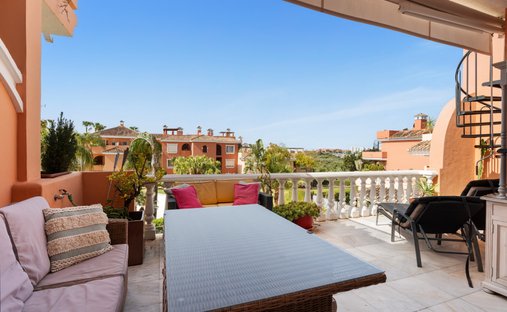 Apartment in Cancelada, Estepona, Andalusia 1