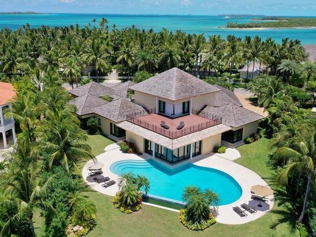 House in Paradise Island, Bahamas 3 - 15715341