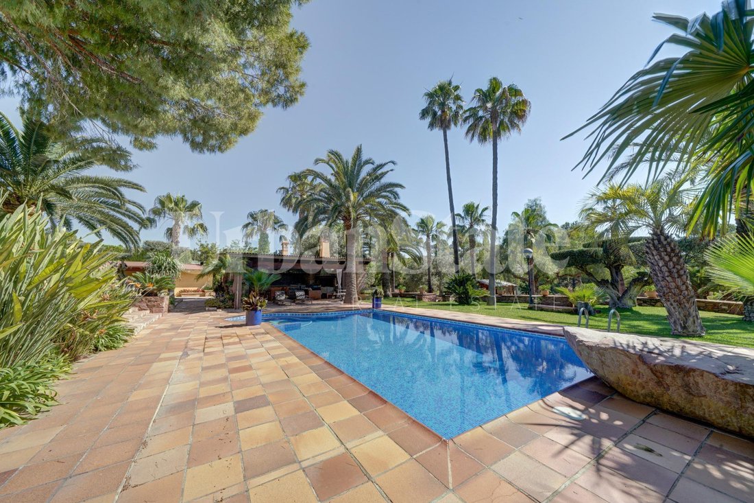 Villa in Naquera / Naquera, Valencian Community, Spain 2 - 15694897
