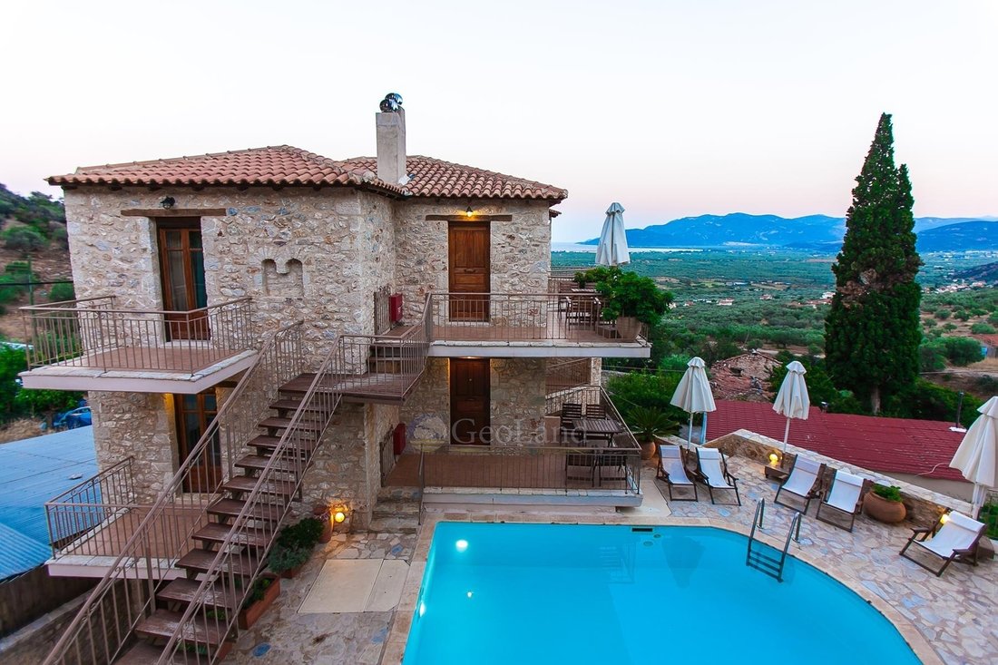 Villa in Community of Xiropigado, Peloponnese, Western Greece and the Ionian, Greece 1 - 15723559