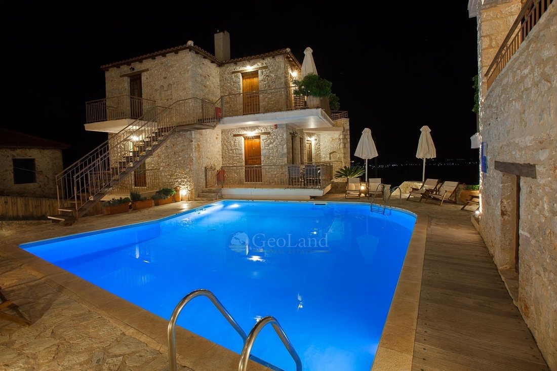 Villa in Community of Xiropigado, Peloponnese, Western Greece and the Ionian, Greece 2 - 15723559