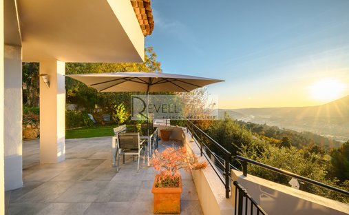 Villa in Castagniers, Provence-Alpes-Côte d'Azur, France 1