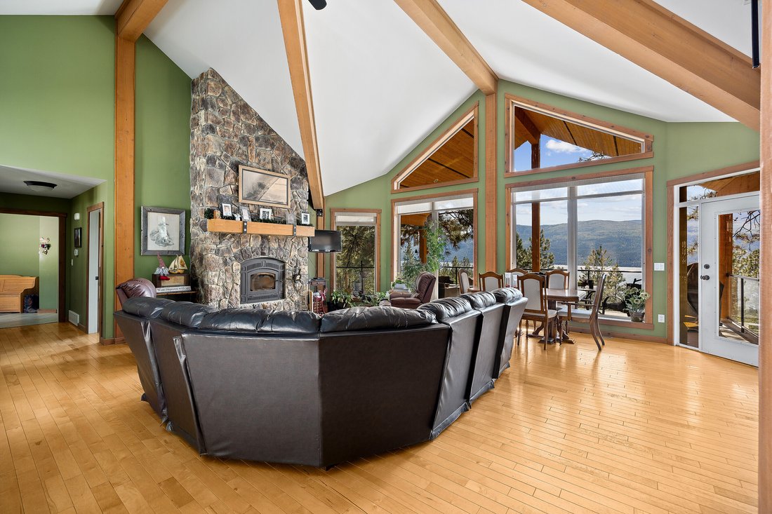 House in Lake Country, British Columbia, Canada 5 - 15716350