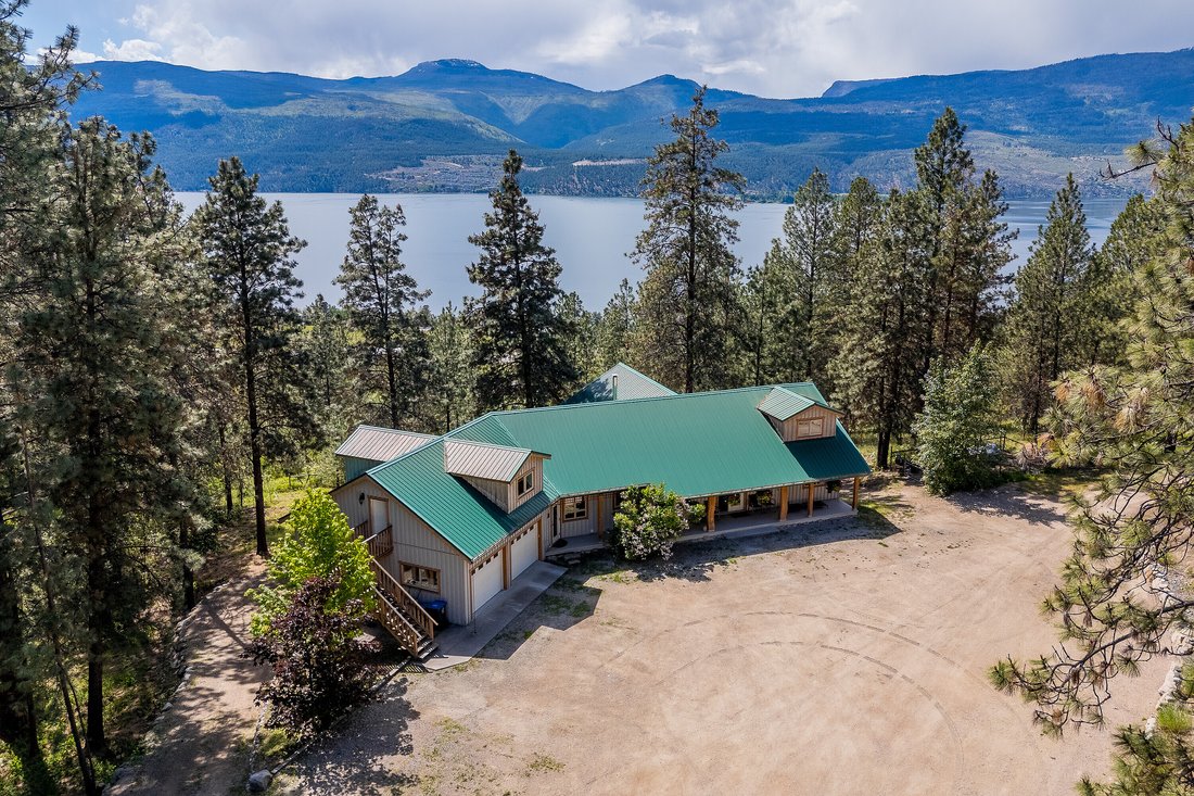 House in Lake Country, British Columbia, Canada 1 - 15716350