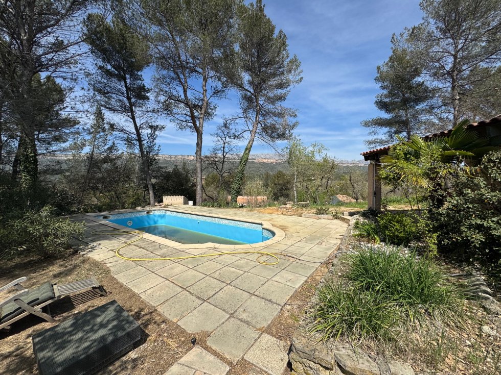 House in Châteauneuf-le-Rouge, Provence-Alpes-Côte d'Azur, France 3 - 15723208