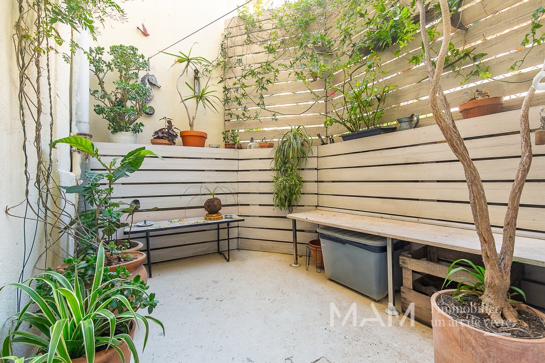 Apartment in Castellane, 6e Arrondissement, Marseille 3 - 15723357