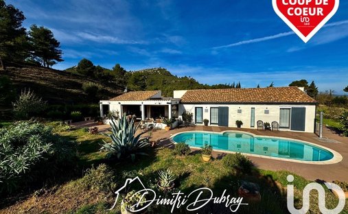 Occitanie Exceptional Property Of Approximately 307 Hectares