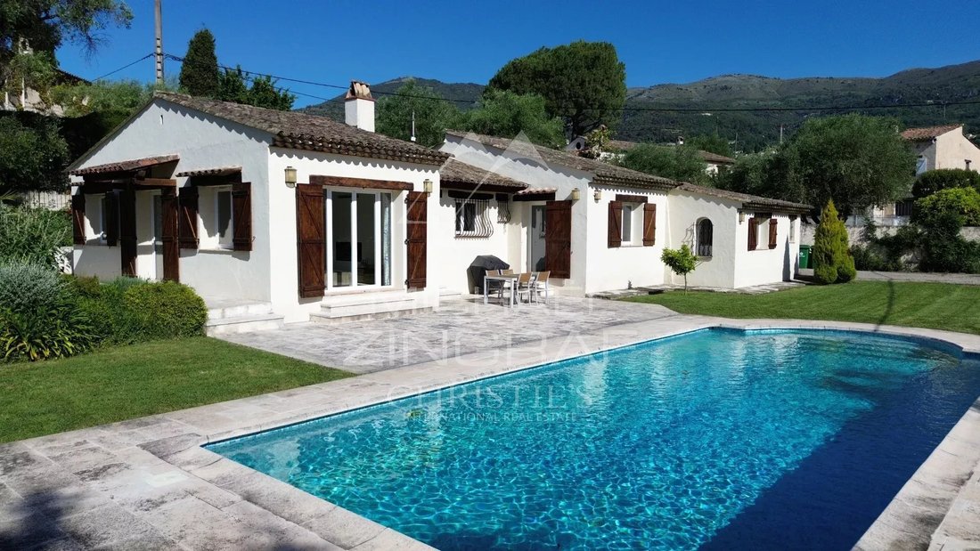 Villa in Tourrettes-sur-Loup, Provence-Alpes-Côte d'Azur, France 4 - 15723561
