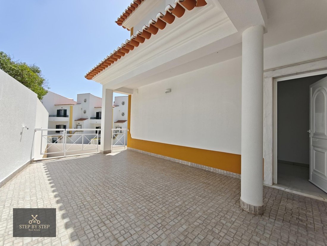 Villa in Ericeira, Lisbon, Portugal 2 - 15720359