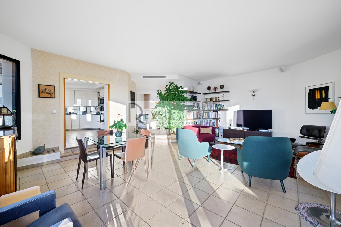 Villa in Castagniers, Provence-Alpes-Côte d'Azur, France 4 - 15723409