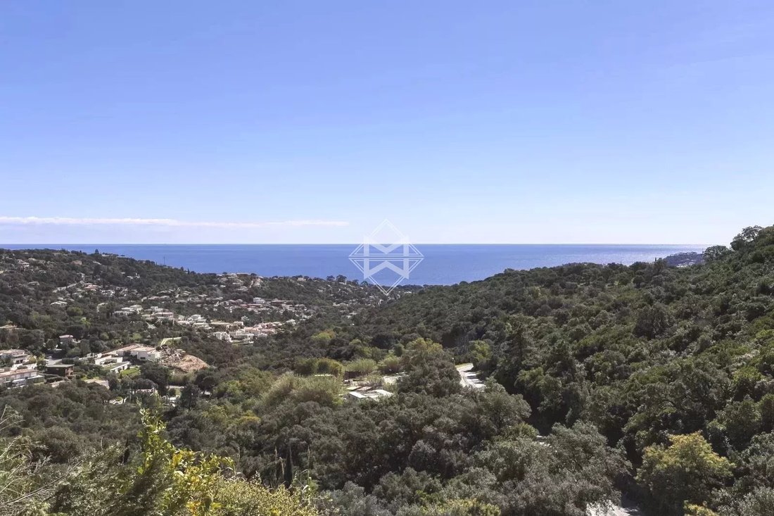 House in Sud, Cavalaire-sur-Mer, France 1 - 11371727
