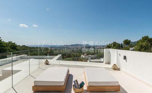 Villa in Can Furnet, Santa Eularia des Riu, Balearic Islands 1