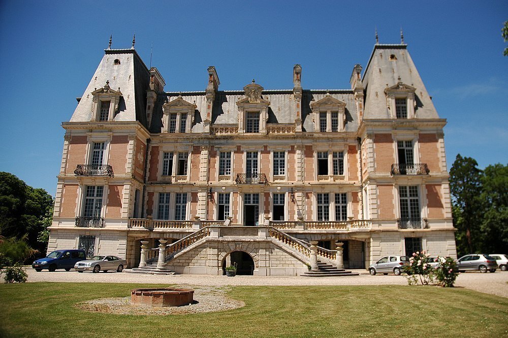 A Sunlit Crown of Stone & Sky: The Château Where Time Stands Still